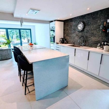 J'S B&B Branston Екстер'єр фото